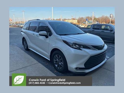 2021 Toyota Sienna XLE 7 Passenger