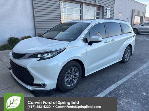2021 Toyota Sienna XLE 7 Passenger