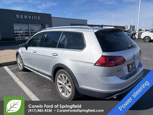 2017 Volkswagen Golf Alltrack TSI SE