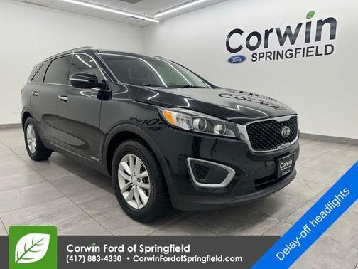 2016 Kia Sorento LX