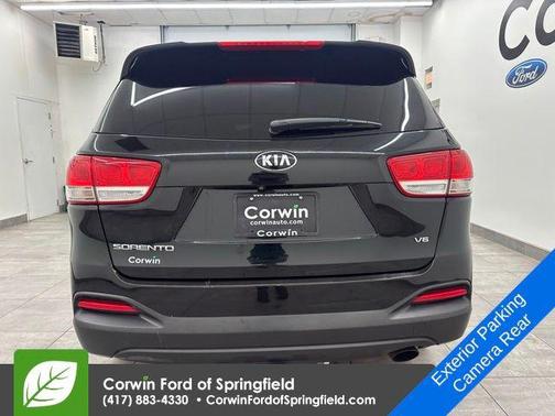 2016 Kia Sorento LX