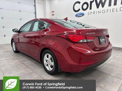 2014 Hyundai ELANTRA SE