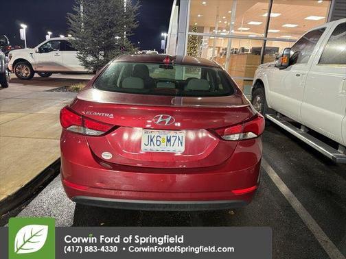 2014 Hyundai ELANTRA SE