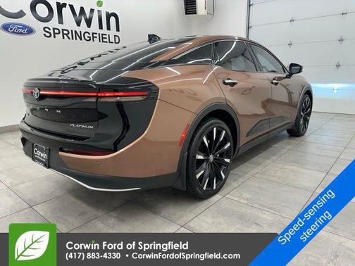 2023 Toyota Crown Platinum