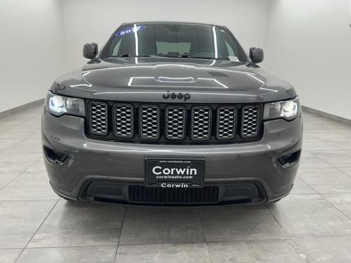 2017 Jeep Grand Cherokee Altitude