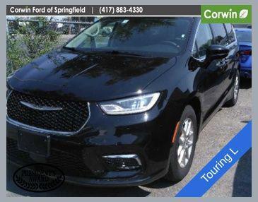 Diamond Black Crystal Pearlcoat 2024 Chrysler Pacifica Touring L