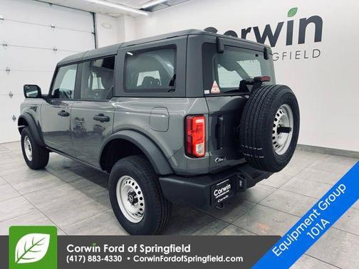 2025 Ford Bronco Base