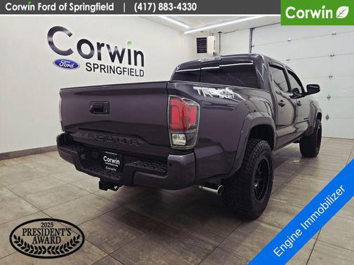 Magnetic Gray Metallic 2018 Toyota Tacoma TRD Sport