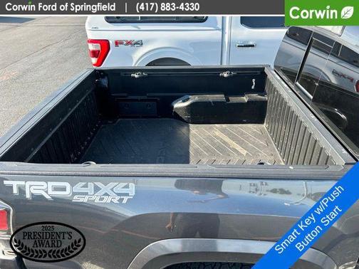 Magnetic Gray Metallic 2018 Toyota Tacoma TRD Sport