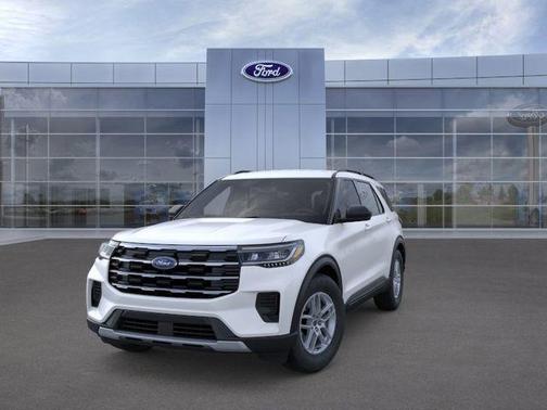 Star White Metallic Tri-Coat 2026 Ford Explorer Active