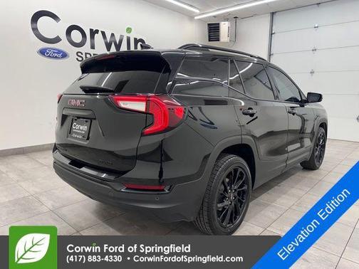 2023 GMC Terrain SLT