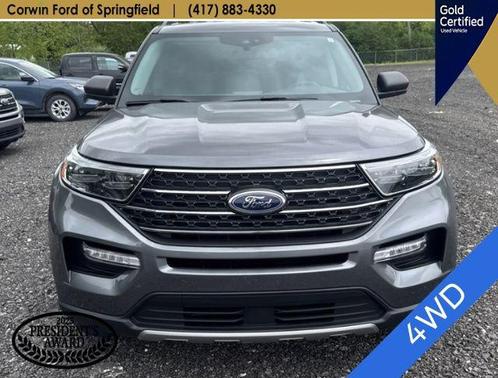 Carbonized Gray Metallic 2024 Ford Explorer XLT