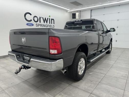 2018 RAM 2500 Big Horn Crew Cab 4x4 8' Box