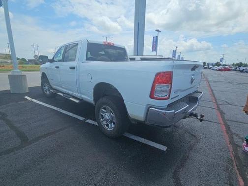 2022 RAM 2500 Big Horn Crew Cab 4x4 6'4' Box