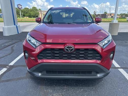2020 Toyota RAV4 XLE