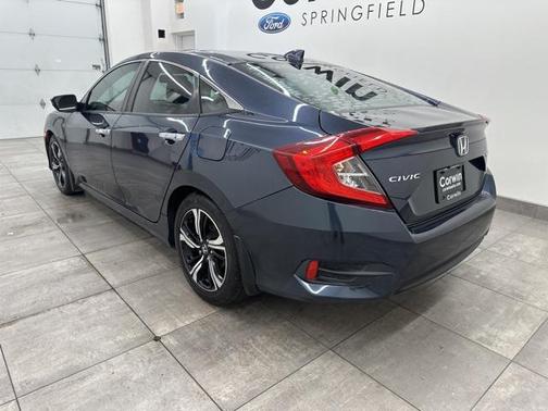 2017 Honda Civic Touring