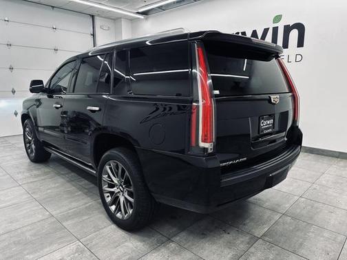 2020 Cadillac Escalade Premium Luxury