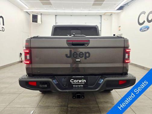 Granite Crystal Metallic Clearcoat 2021 Jeep Gladiator Willys 4x4