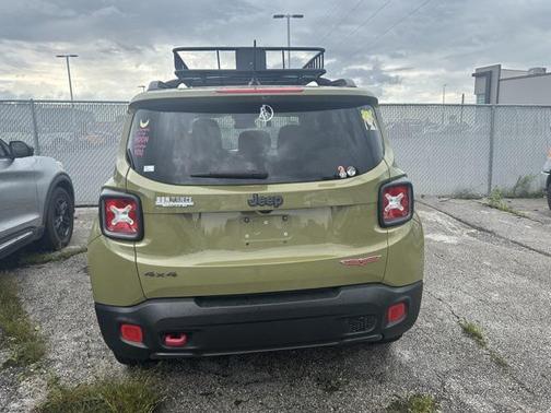 2015 Jeep Renegade Trailhawk