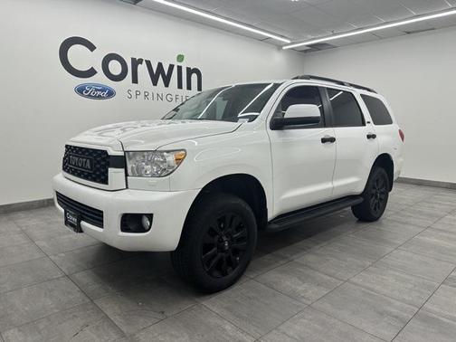 2017 Toyota Sequoia SR5