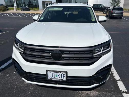 2021 Volkswagen Atlas 3.6L SE w/Technology