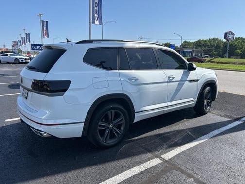 2021 Volkswagen Atlas 3.6L SE w/Technology