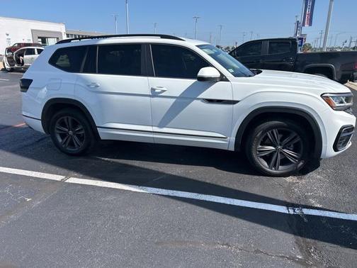 2021 Volkswagen Atlas 3.6L SE w/Technology