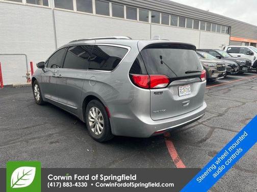 2018 Chrysler Pacifica Touring-L