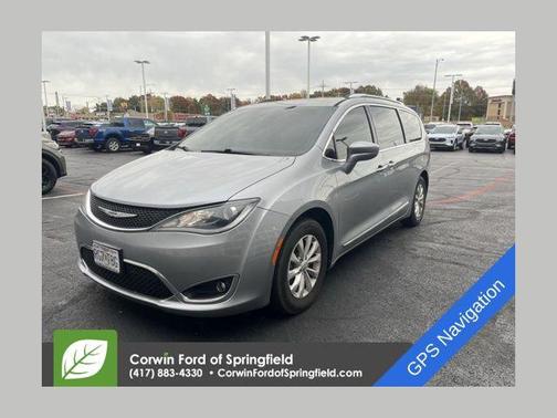 2018 Chrysler Pacifica Touring-L