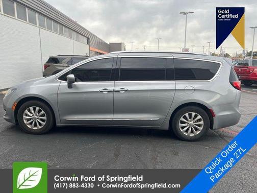 2018 Chrysler Pacifica Touring-L