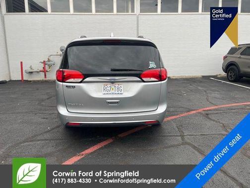 2018 Chrysler Pacifica Touring-L