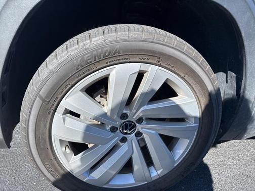 2021 Volkswagen Atlas 3.6L SE w/Technology