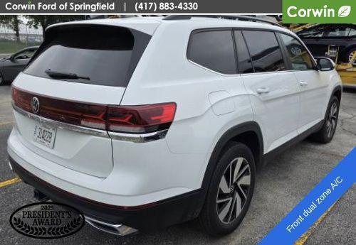 Pure White 2025 Volkswagen Atlas 2.0T SE w/Technology