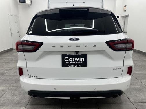 2023 Ford Escape ST-Line Select