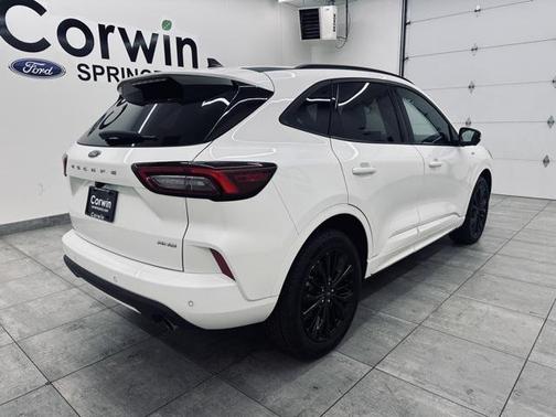 2023 Ford Escape ST-Line Elite