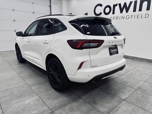 2023 Ford Escape ST-Line Elite
