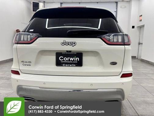 2019 Jeep Cherokee Overland