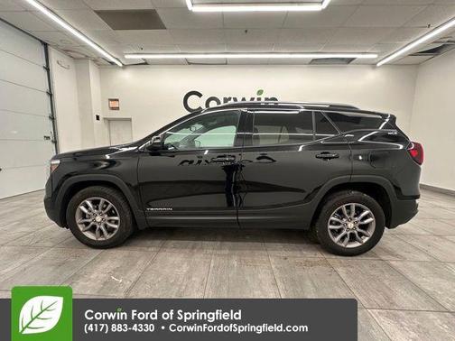 2024 GMC Terrain SLT