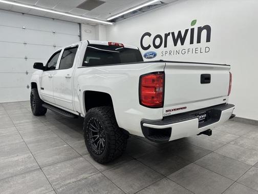 2018 Chevrolet Silverado 1500 2LT