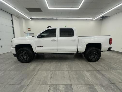 2018 Chevrolet Silverado 1500 2LT