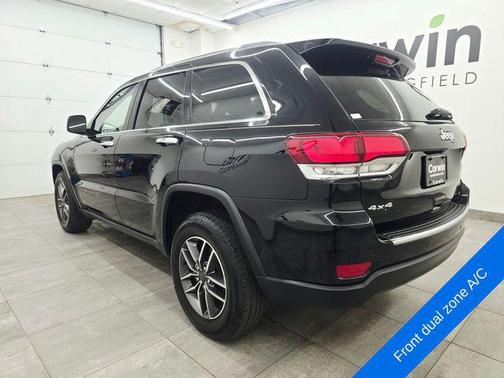 Diamond Black Crystal Pearlcoat 2021 Jeep Grand Cherokee Limited