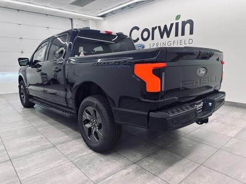 2025 Ford F-150 Lightning Flash