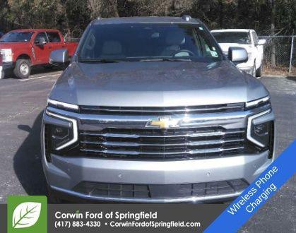 2025 Chevrolet Suburban LT