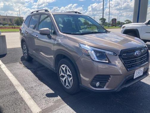 2023 Subaru Forester Premium