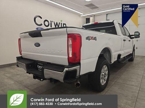 Oxford White 2024 Ford F-250 XLT