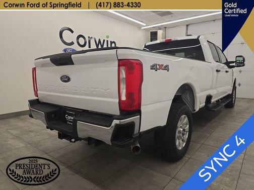 Oxford White 2024 Ford F-250 XLT