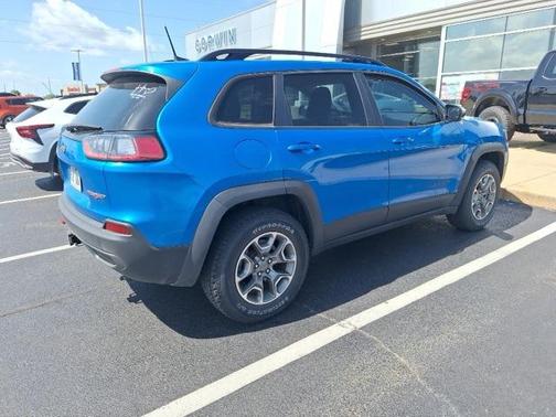 2022 Jeep Cherokee Trailhawk