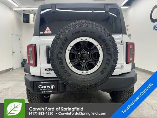 Oxford White 2026 Ford Bronco Outer Banks