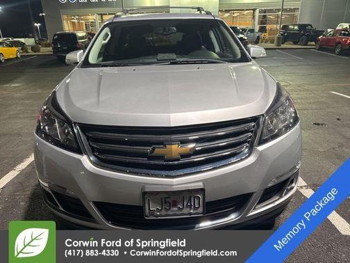 2017 Chevrolet Traverse 2LT
