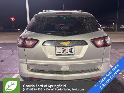 2017 Chevrolet Traverse 2LT